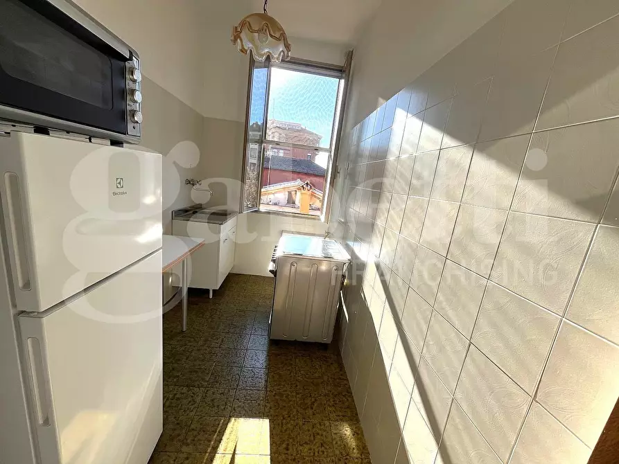 Immagine 8 di Appartamento in vendita  in Via Morlupo a Roma