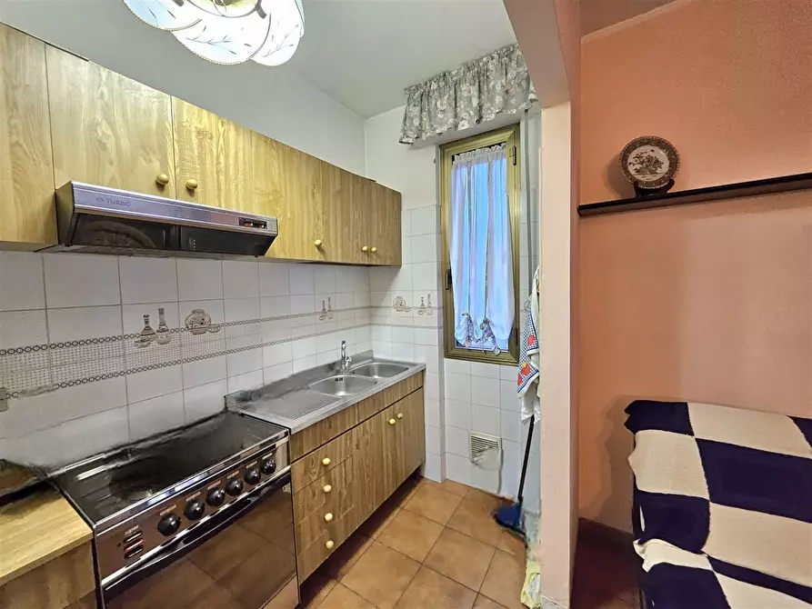 Immagine 7 di Appartamento in vendita  in Via PULICHE, 225 a Massa