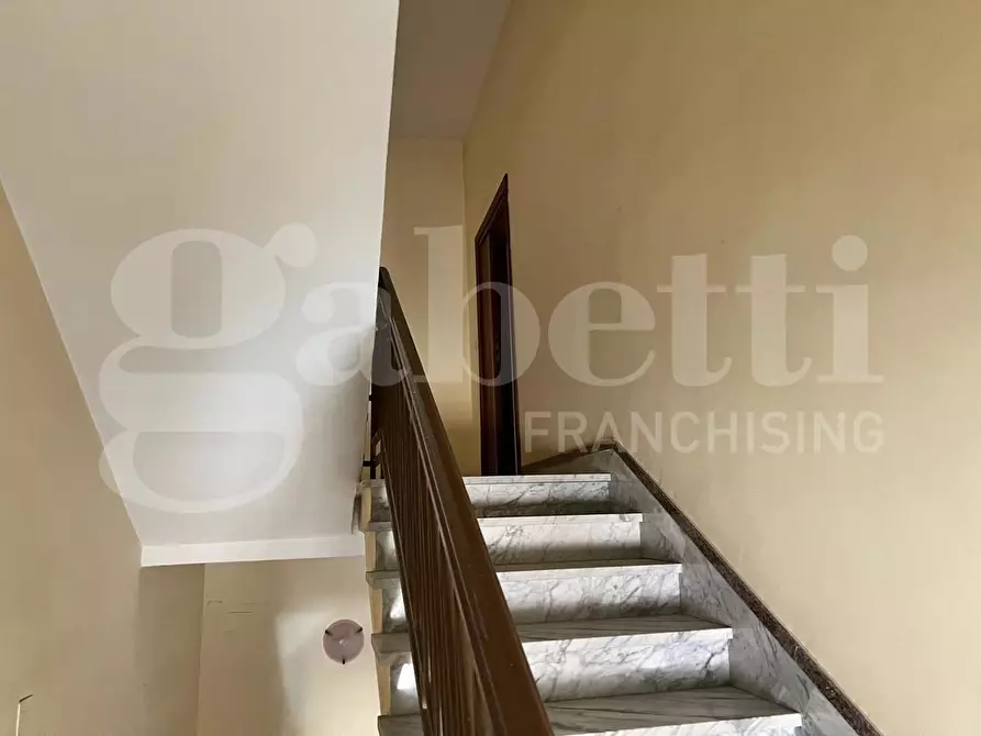 Immagine 9 di Palazzo in vendita  in Via CATULLO, 3 a Grottaglie