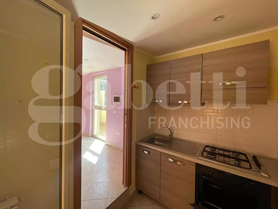 Immagine 7 di Magazzino in vendita  in Via Atratina, 99 a Gaeta