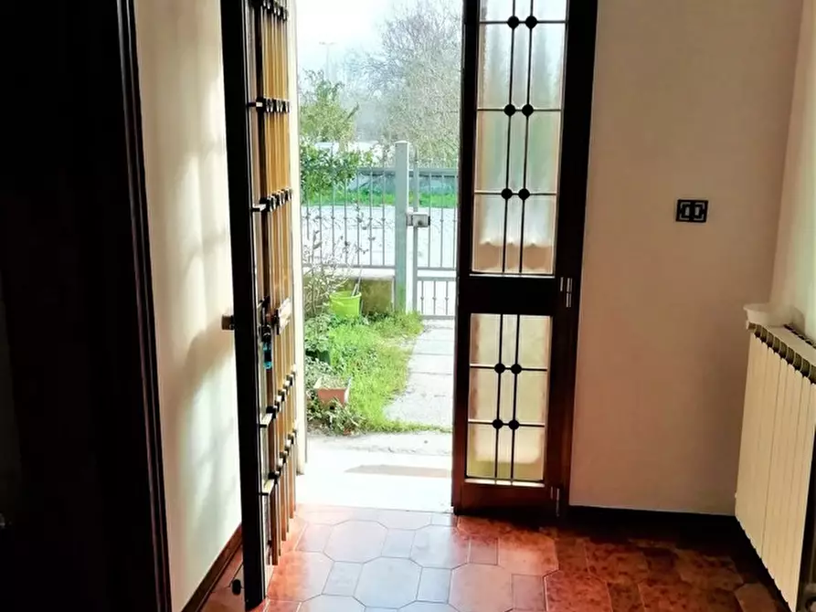 Immagine 12 di Appartamento in vendita  in Via CAVARZERE Via Piave, 00 a Cavarzere