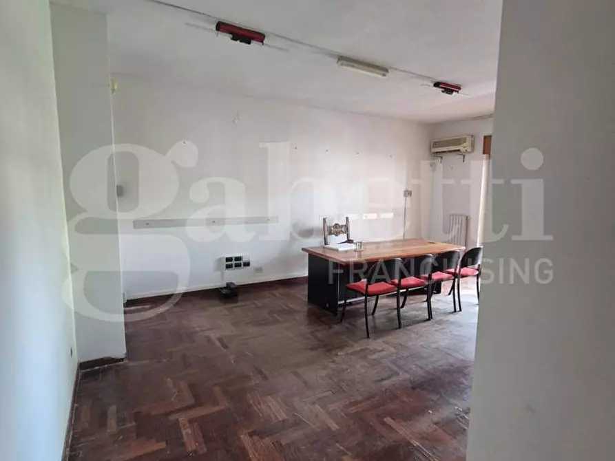 Immagine 23 di Appartamento in vendita  in Corso Umberto I, 221 a Torre Annunziata