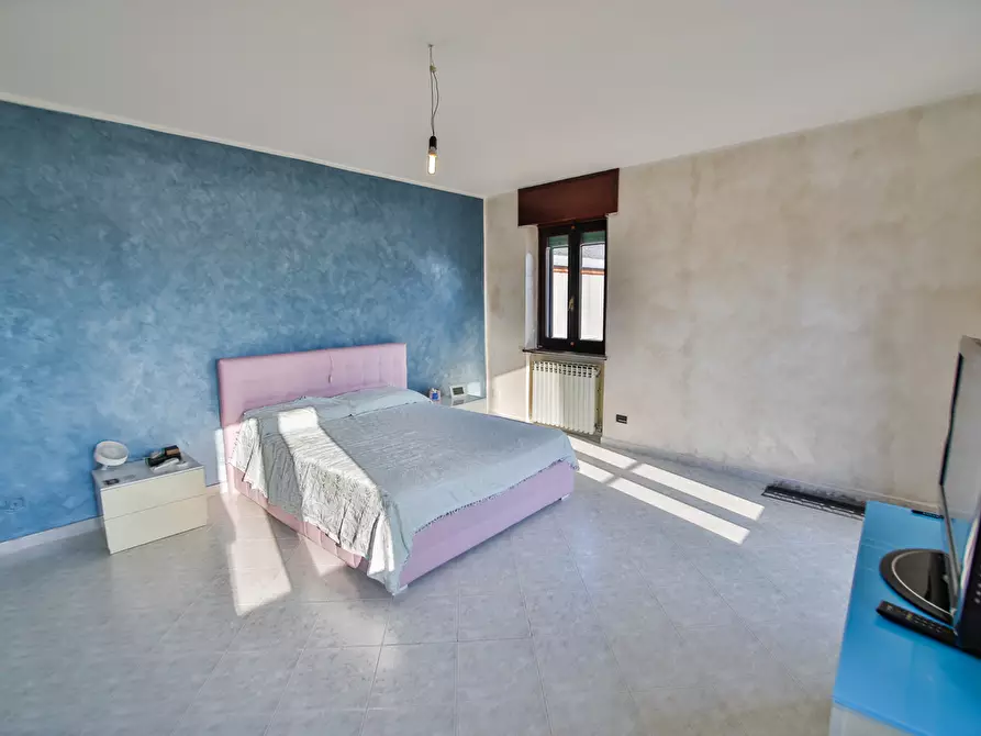 Immagine 12 di Casa indipendente in vendita  in Via Giuseppe di Vittorio a Rivarolo Canavese