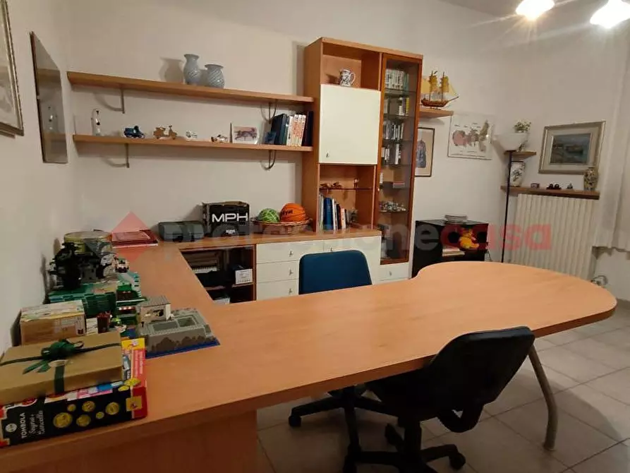Immagine 8 di Villa in vendita  in Via 8 Marzo a Castelfiorentino