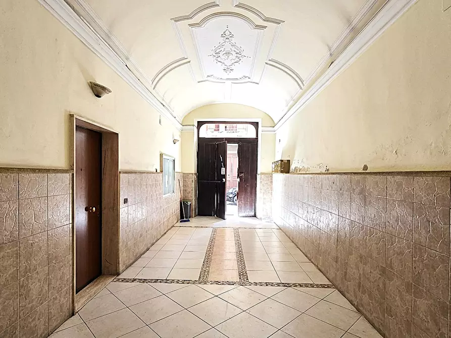 Immagine 2 di Appartamento in vendita  in Via CASTROMEDIANO, 58 a Bari