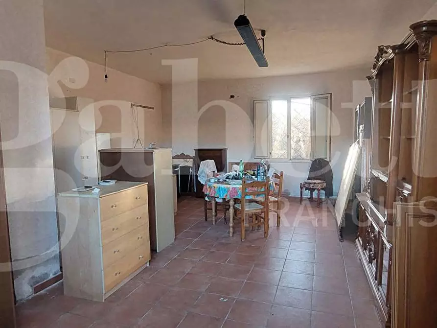 Immagine 5 di Palazzo in vendita  in Viale MAGNA GRECIA, 130 a Catanzaro