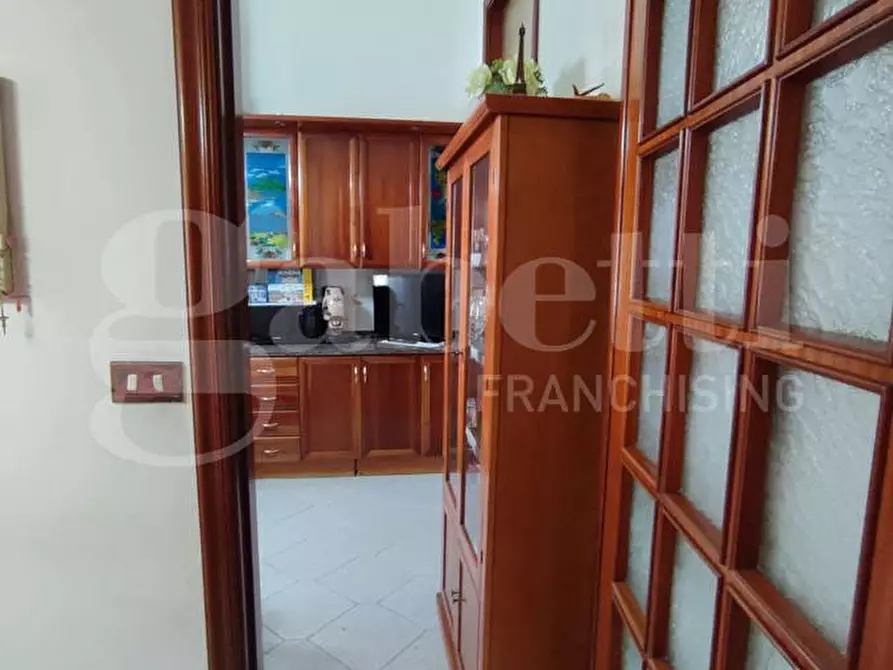 Immagine 20 di Appartamento in vendita  in Corso Umberto I, 178 a Torre Annunziata