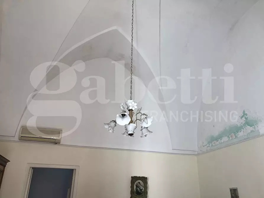 Immagine 9 di Casa indipendente in vendita  in Via Roma a Cannole