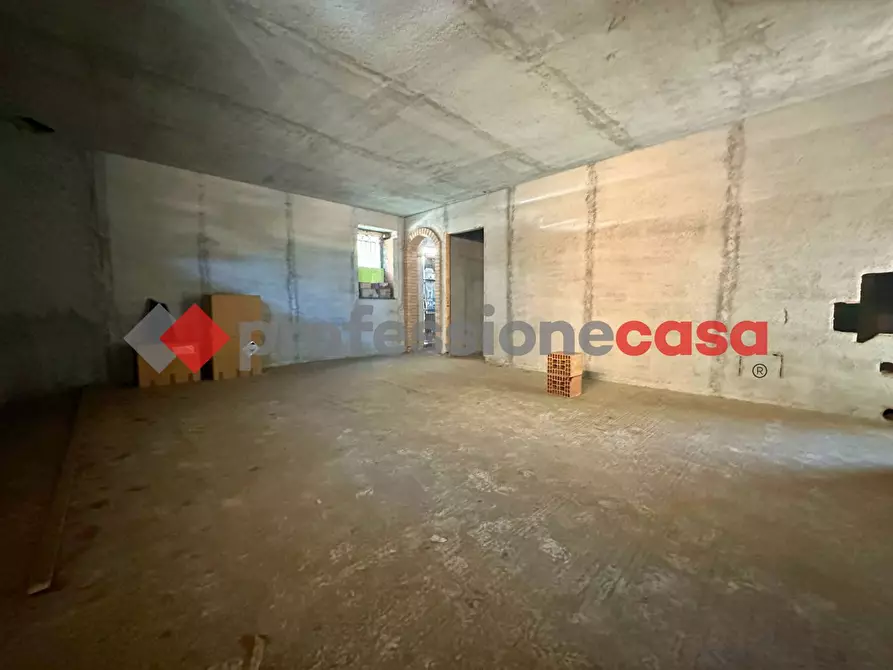 Immagine 14 di Palazzo in vendita  in Via II Retta Levante, 250 a Belpasso