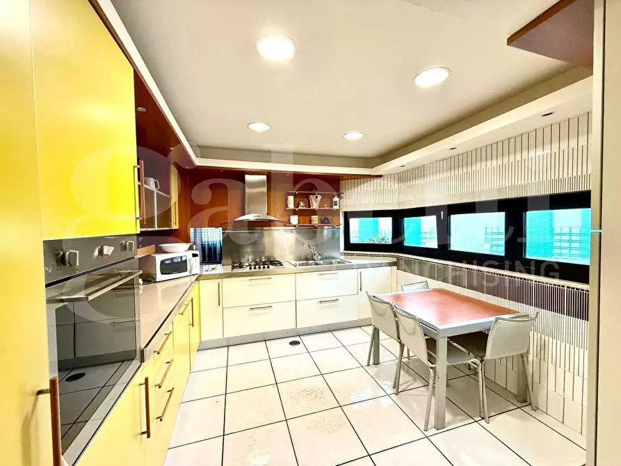Immagine 22 di Villa in affitto  in Via Marina di Serapo, s.n.c a Gaeta