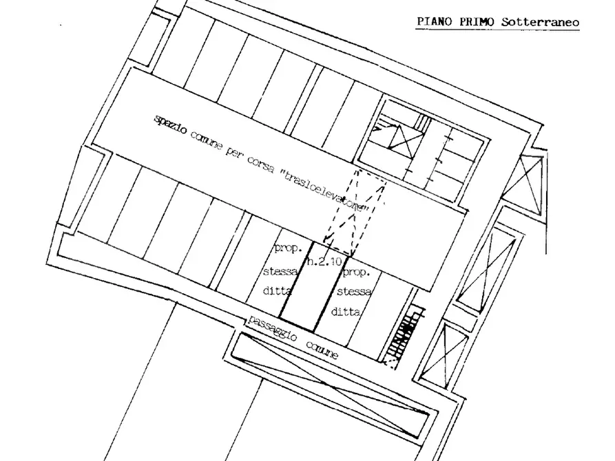 Immagine 19 di Box auto in vendita  in Corso di porta Romana, 55 a Milano