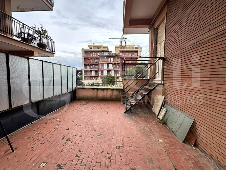 Immagine 32 di Appartamento in vendita  in Viale manzoni, 51 a Pomezia
