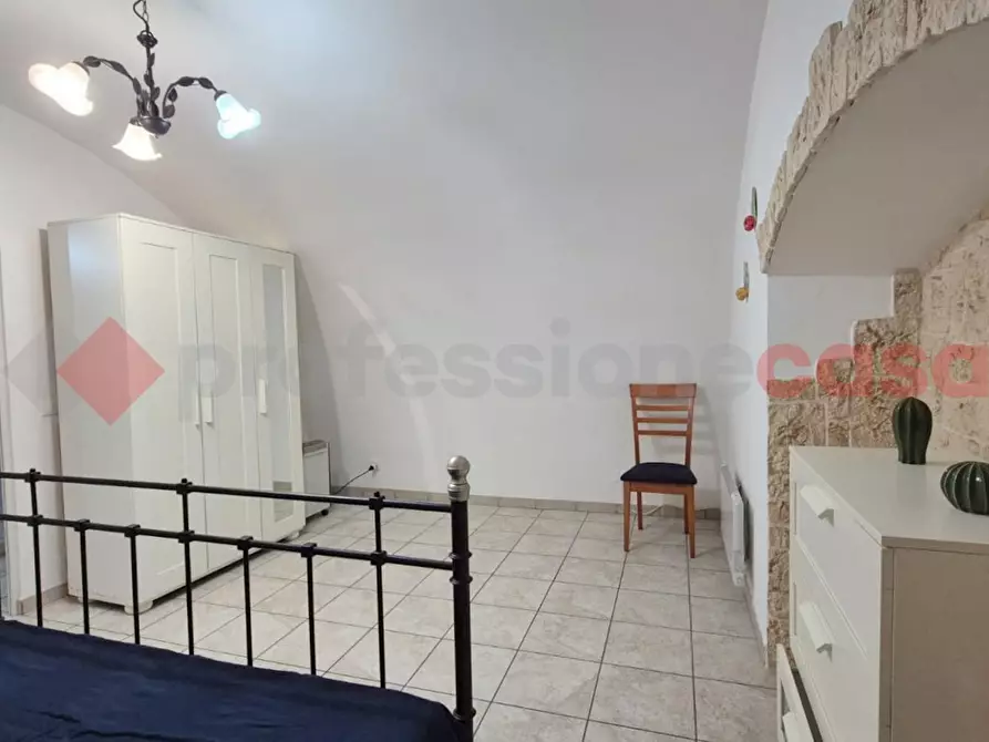 Immagine 7 di Casa indipendente in vendita  in Via CASTELLANA GROTTE a Castellana Grotte