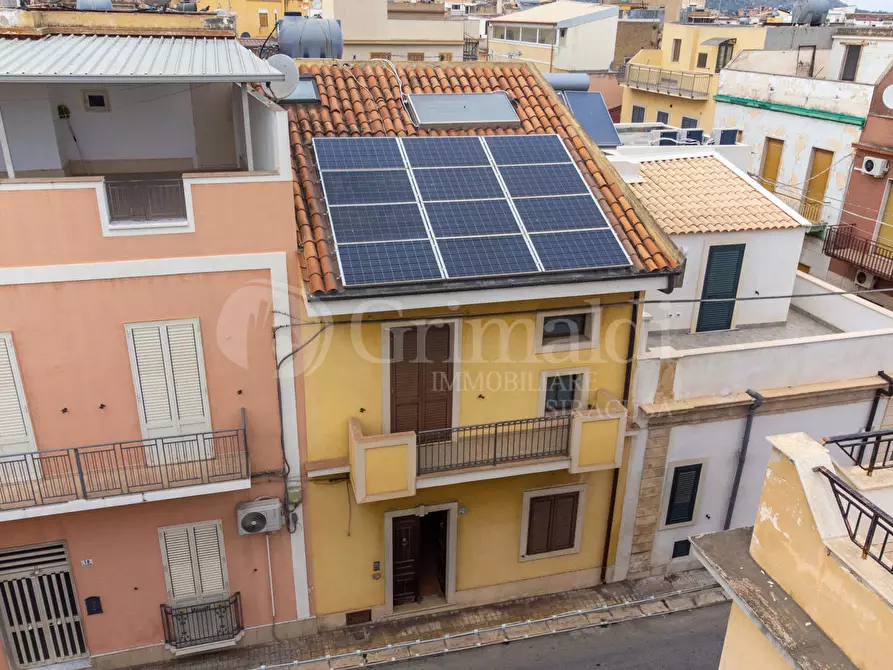Immagine 2 di Casa indipendente in vendita  in Via Rapisardi, 20 a Avola