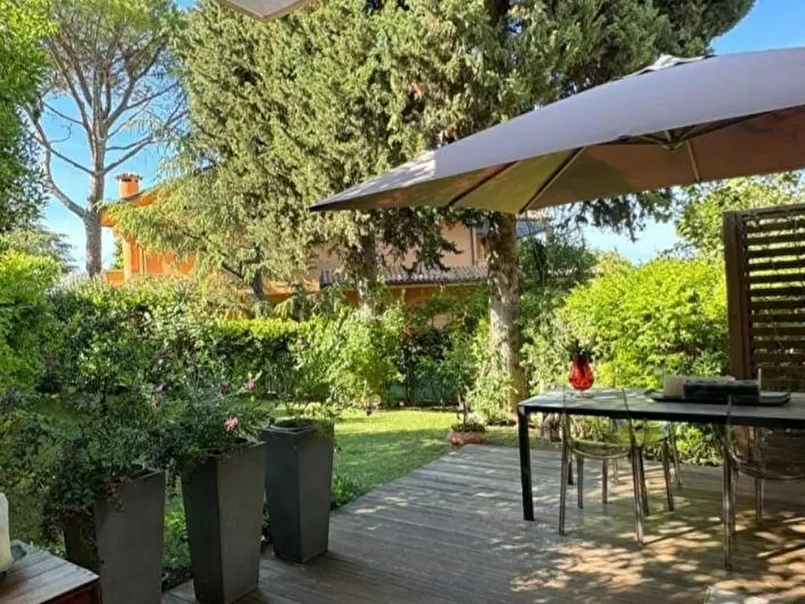 Immagine 4 di Casa quadrifamiliare in vendita  in Via dei Pini, - a Riccione