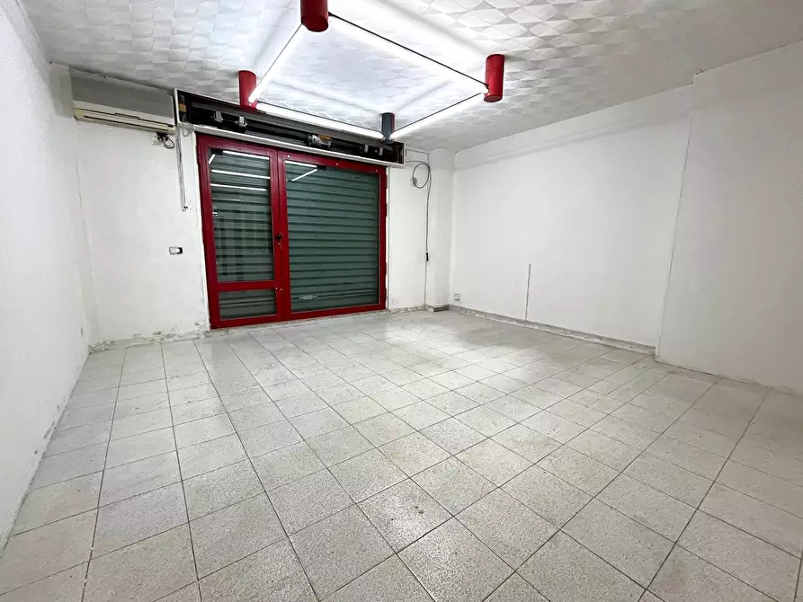 Immagine 10 di Attività commerciale in affitto  in Via SAN GIOVANNI BOSCO, 66 a San Severo