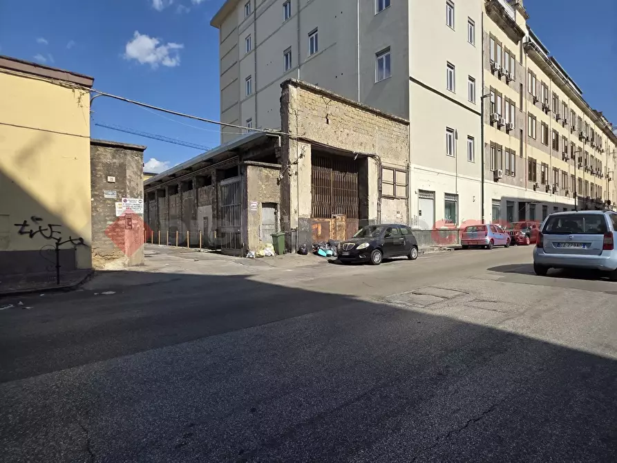 Immagine 2 di Ufficio in vendita  in Via Ferrante Imparato, 33 a Napoli