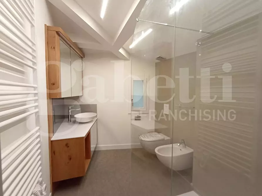 Immagine 11 di Appartamento in vendita  in Via SOTTOMARINA - FONDAMENTA LUNGOLAGUNA, 00 a Chioggia