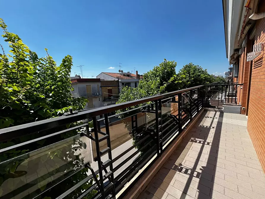 Immagine 6 di Appartamento in vendita  in Via BARACCA a San Severo