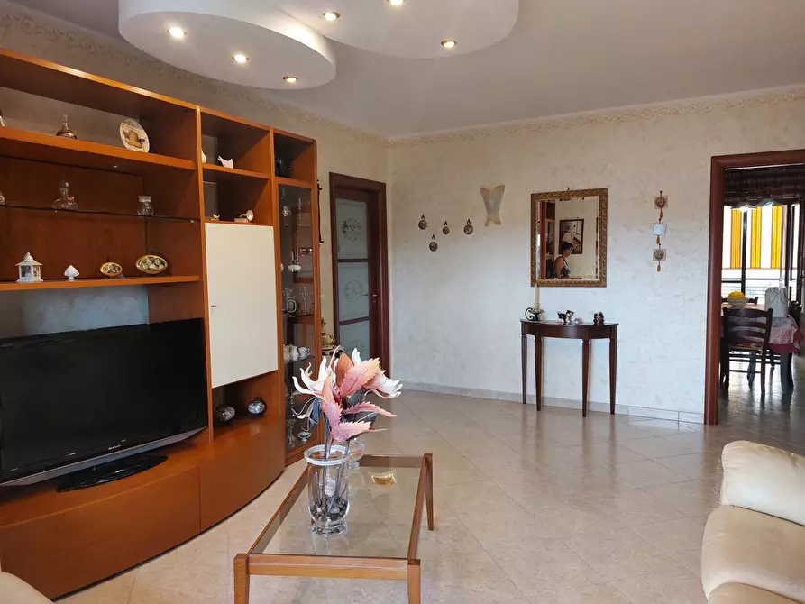 Immagine 1 di Appartamento in vendita  in Viale DELLA LIBERAZIONE, 86 a Taranto