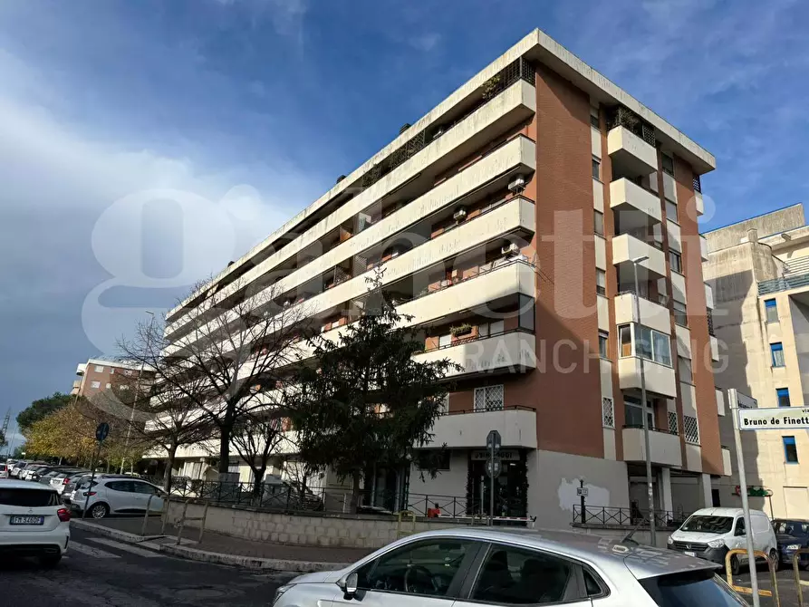 Immagine 2 di Appartamento in vendita  in Via Beniamino Segre, 15 a Roma