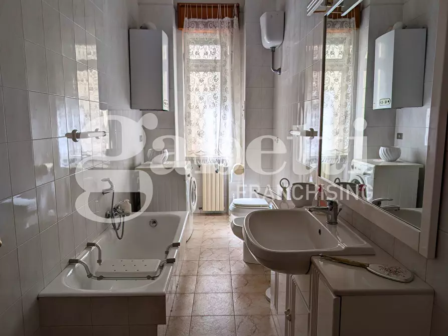 Immagine 11 di Appartamento in vendita  in Piazza della LibertÃ  a Foggia