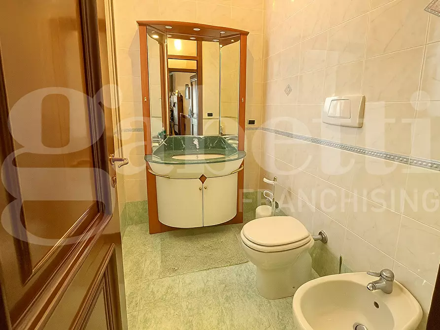 Immagine 11 di Casa quadrifamiliare in vendita  in Strada Santa Brigida, 64 a Moncalieri