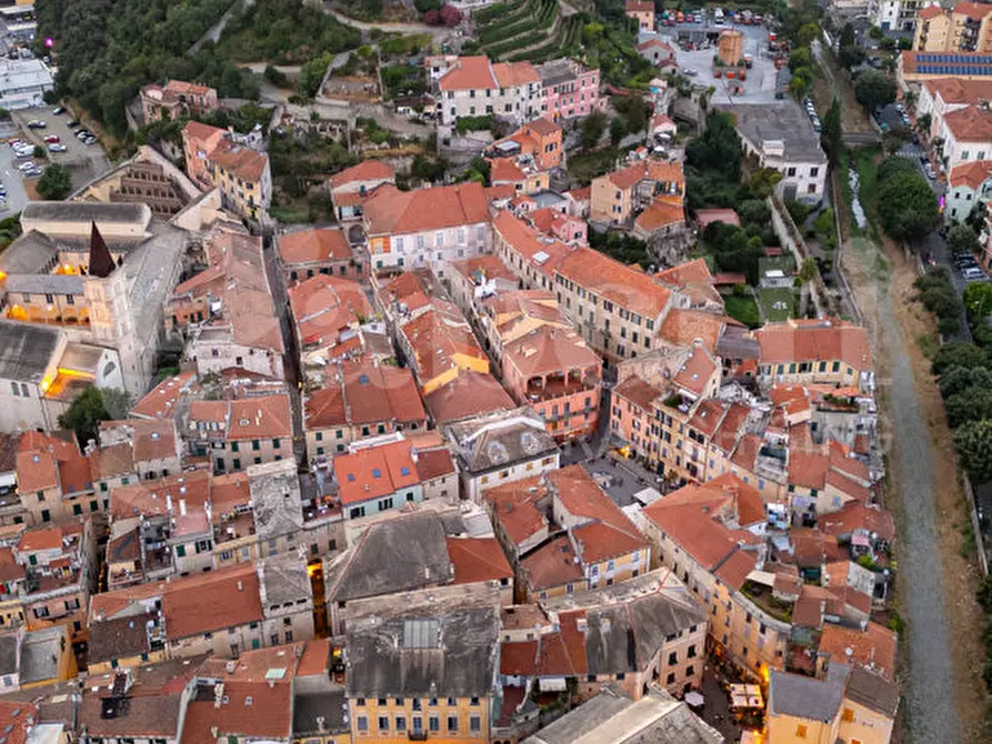 Immagine 11 di Attico in vendita  in Via Nicotera a Finale Ligure