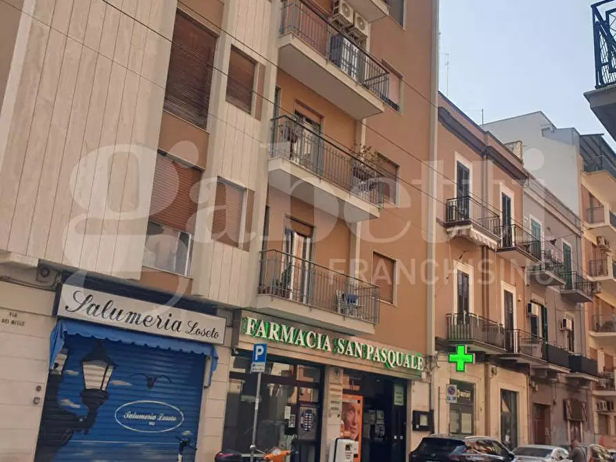 Immagine 8 di Negozio in vendita  in Via DEI MILLE, 131 a Bari