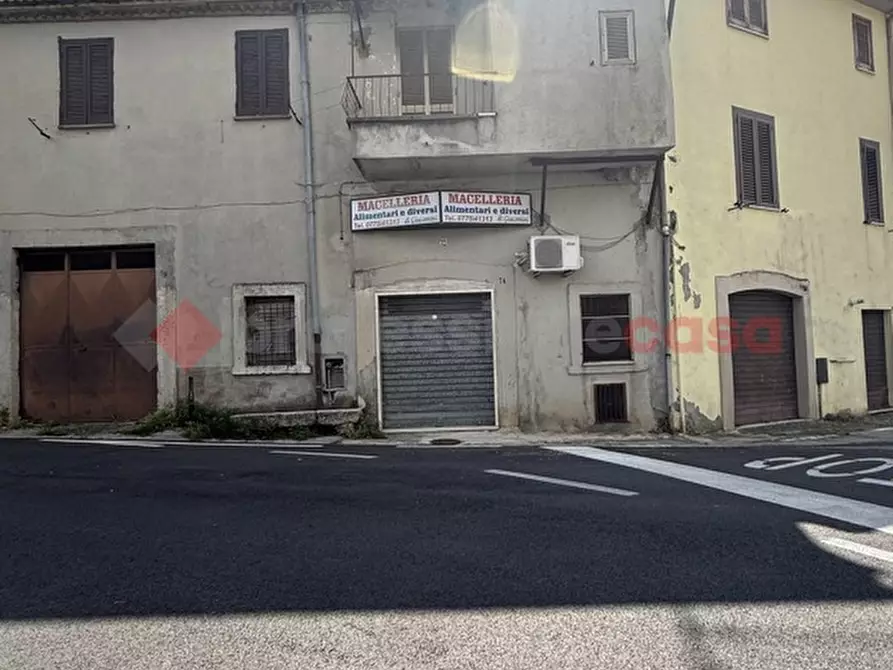 Immagine 8 di Negozio in vendita  in Via Pietro sterbini, 74 a Vico Nel Lazio