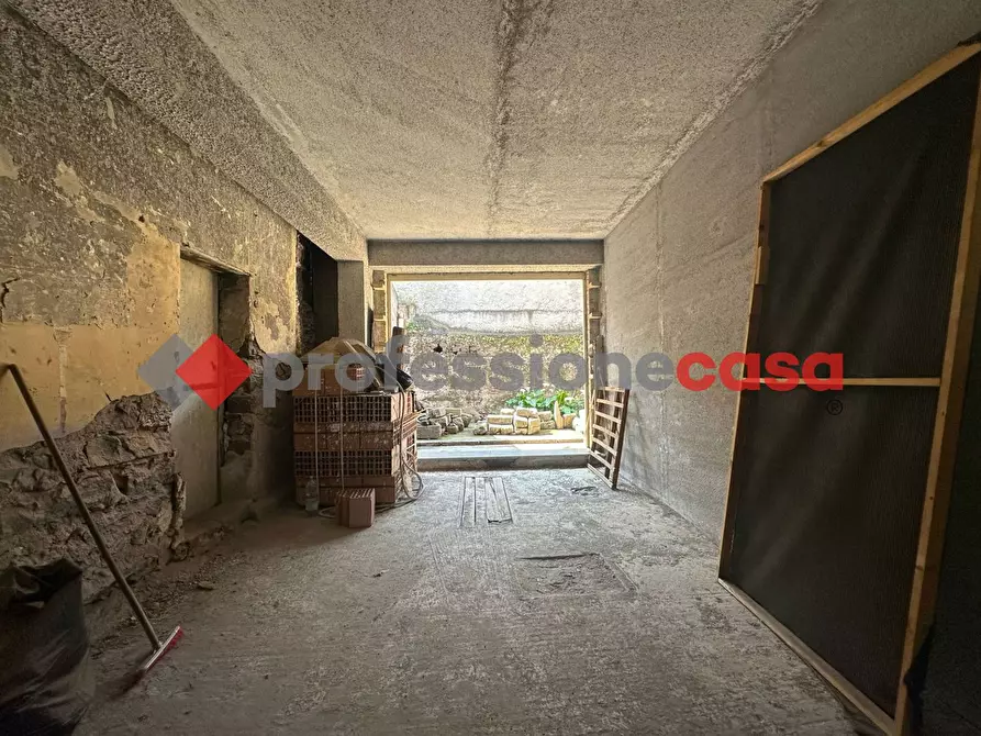 Immagine 5 di Palazzo in vendita  in Via II Retta Levante, 250 a Belpasso