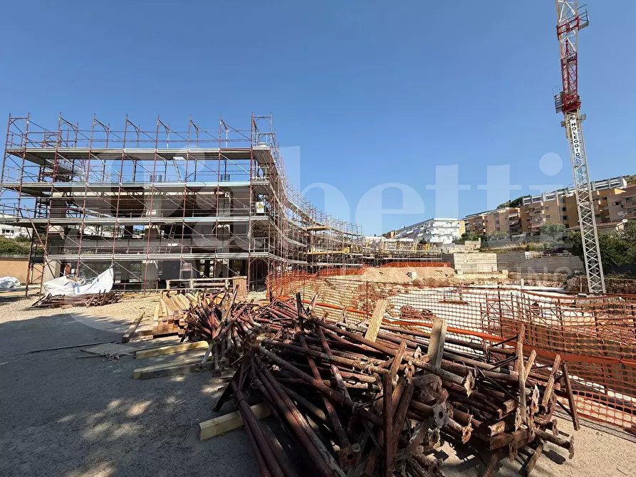 Immagine 13 di Appartamento in vendita  in Via Calegna, 74 a Gaeta