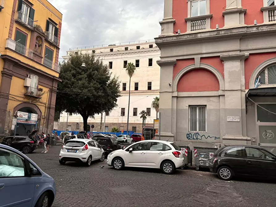 Immagine 1 di Laboratorio in vendita  in Via Giuseppe Silvati a Napoli