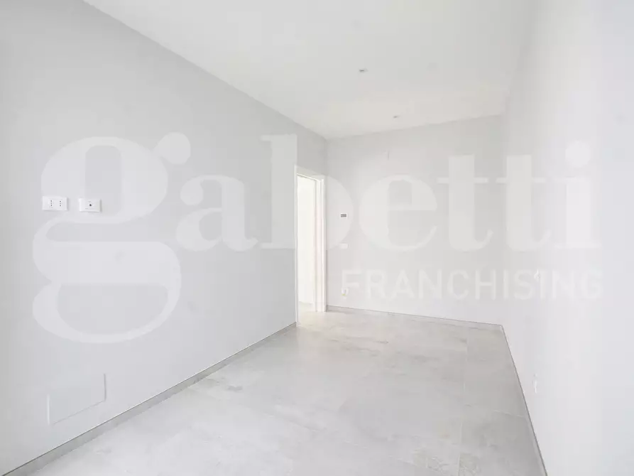 Immagine 19 di Casa bifamiliare in vendita  in Viale Giuseppe Garibaldi, . a Venezia