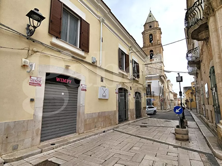 Immagine 1 di Negozio in vendita  in Piazza Municipio, 17 a San Severo