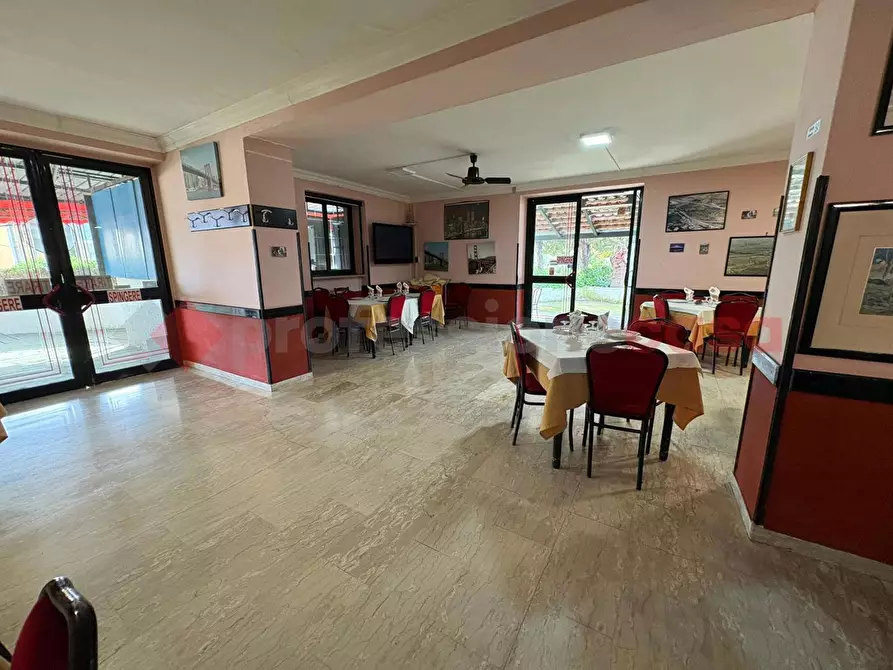 Immagine 4 di Bar / Ristorante in vendita  in Via Punta Fiume, snc a Sessa Aurunca
