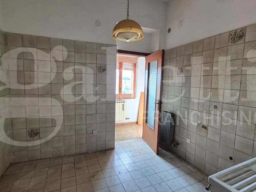 Immagine 41 di Palazzo in vendita  in Via L. Giordano, 38 a Boscotrecase