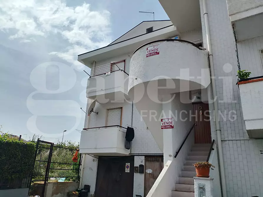 Immagine 1 di Appartamento in vendita  in Via Italo Svevo, 24 a San Paolo Di Civitate