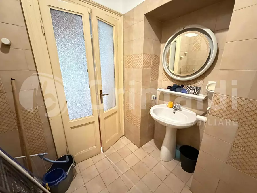 Immagine 32 di Appartamento in vendita  in Piazza PETRARCA, 28 a Pavia