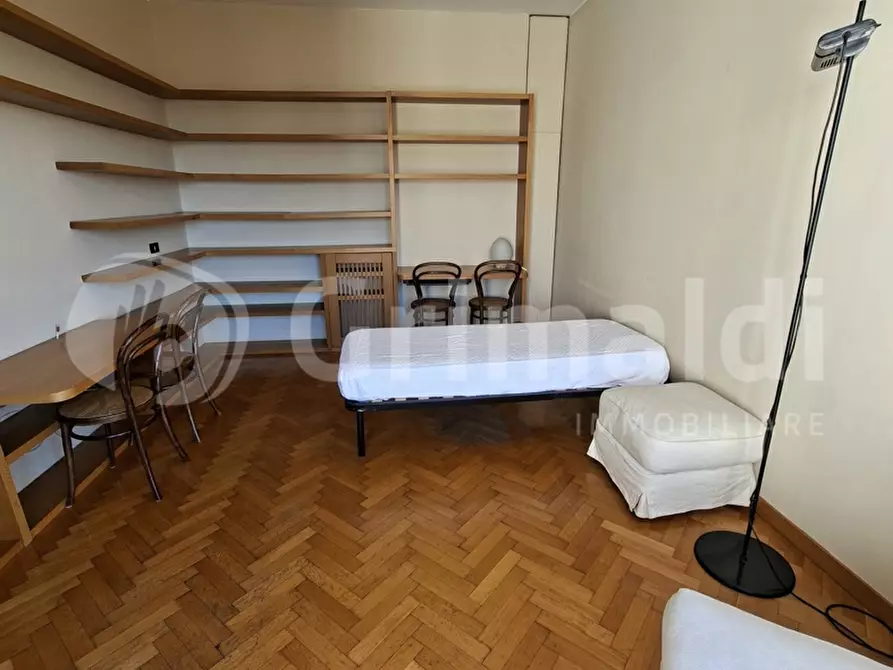 Immagine 22 di Appartamento in affitto  in Viale Romagna, 11 a Milano