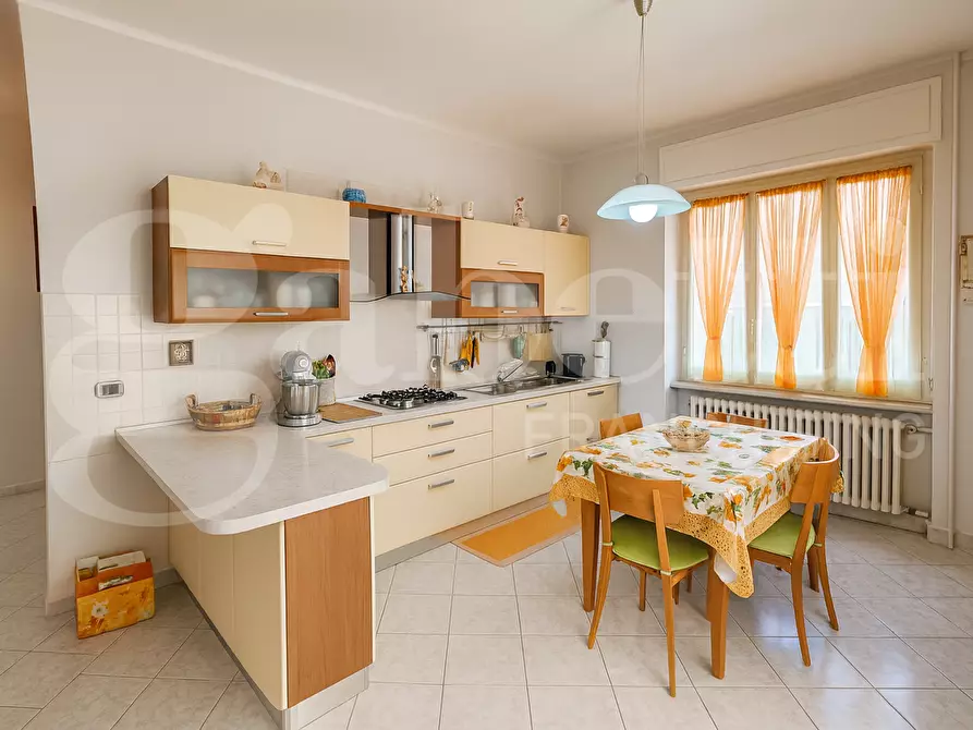 Immagine 13 di Attico in vendita  in Vicolo Denina, 1 a Moncalieri