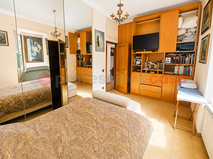 Immagine 11 di Appartamento in vendita  in Via Andrea Verga, 34 a Roma