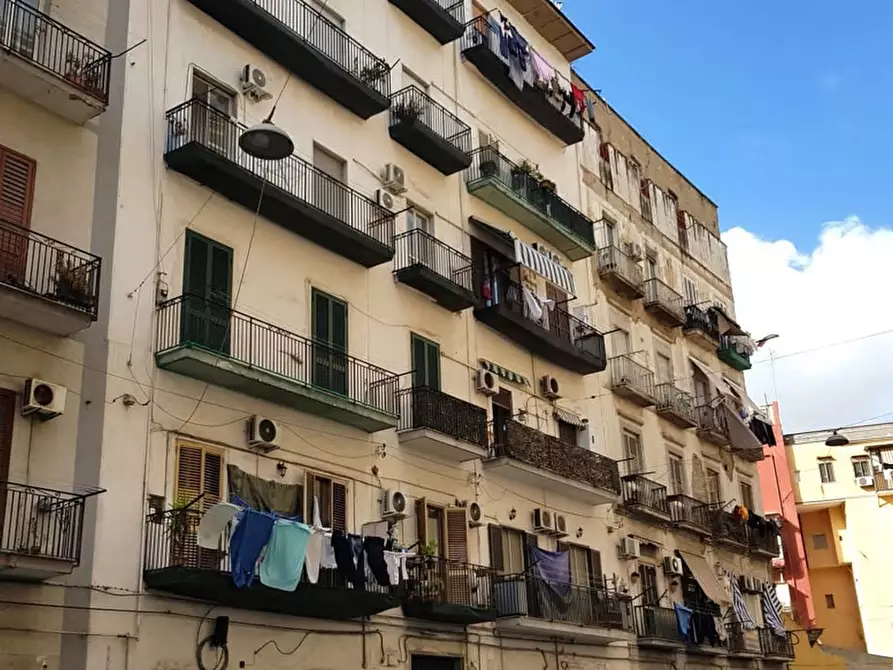 Appartamento in vendita in Via Torino a Napoli