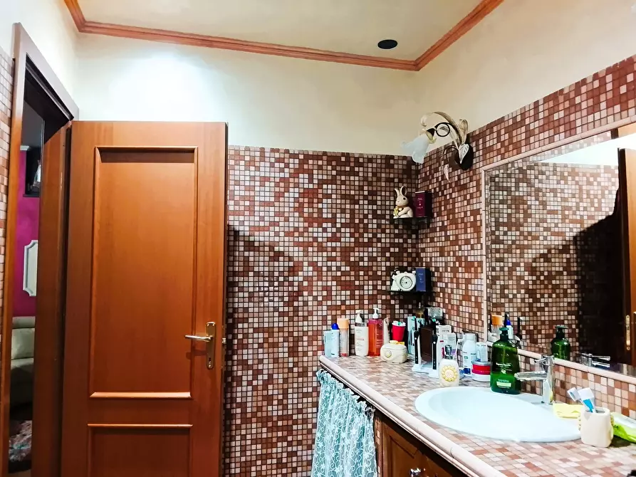 Immagine 16 di Villetta a schiera in vendita  in Via Cassaro, 88 a Roma