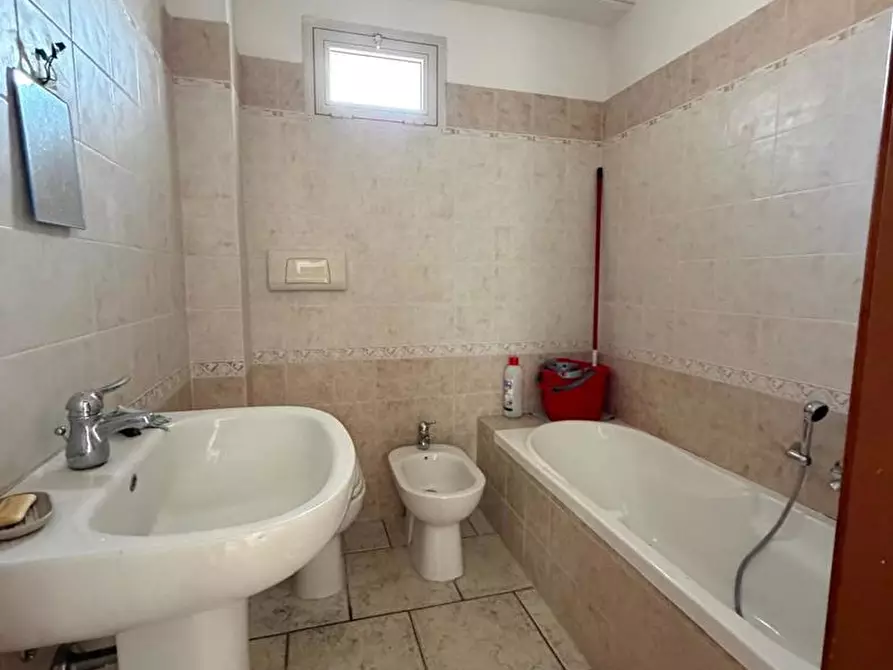 Immagine 11 di Appartamento in affitto  in Piazza Sella, 3 a Iglesias