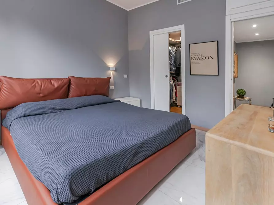Immagine 9 di Appartamento in vendita  in Via Garian a Milano