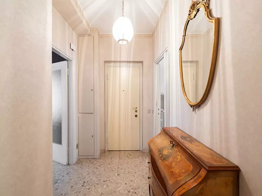 Immagine 21 di Appartamento in vendita  in Via VALFURVA, 3 a Milano