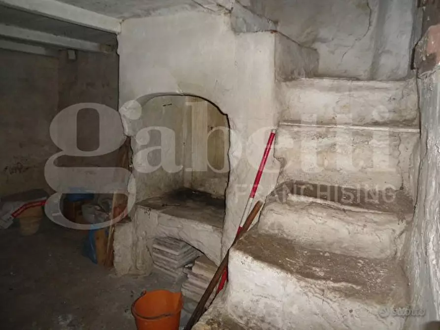 Immagine 3 di Magazzino in vendita  in Via PARITARIO, SNC a Grottaglie