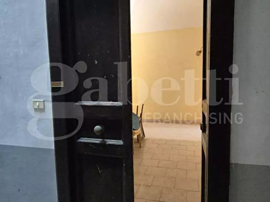 Immagine 8 di Appartamento in vendita  in Piazza Ernesto Cesaro, 13 a Torre Annunziata