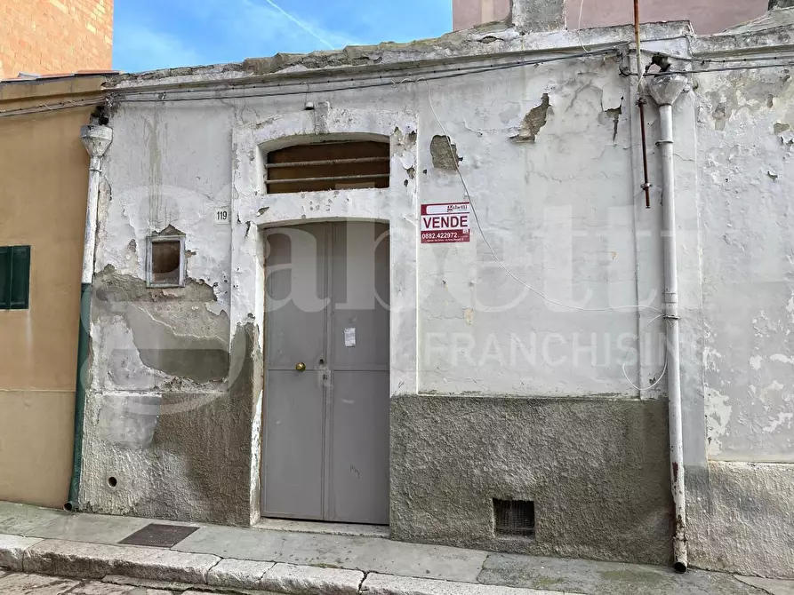 Immagine 10 di Casa indipendente in vendita  in Via Volturno, 119/121 a Torremaggiore